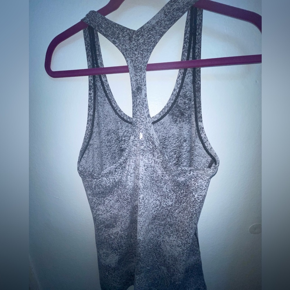 Lululemon Cool Racerback II White & Black fits size 12